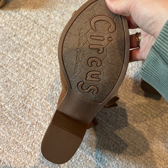 Sam Edelman brown suede Booties - Picture 3 of 3